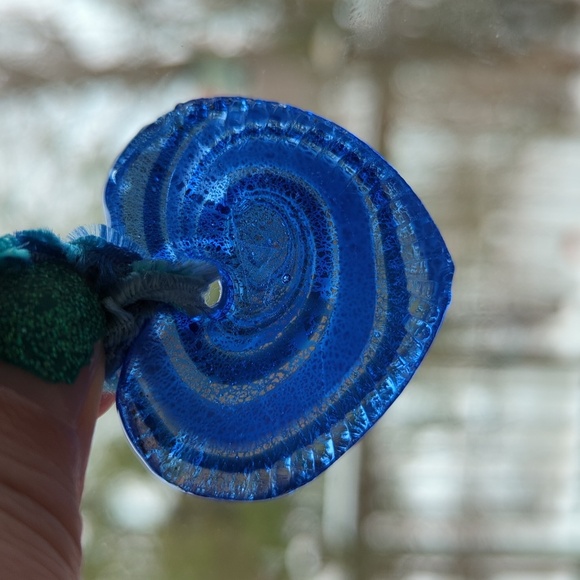 Blue glass Heart Necklace - Picture 9 of 9